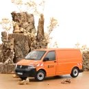 NOREV VOLKSWAGEN Transporter 2003 Communal Vehicle 1:18