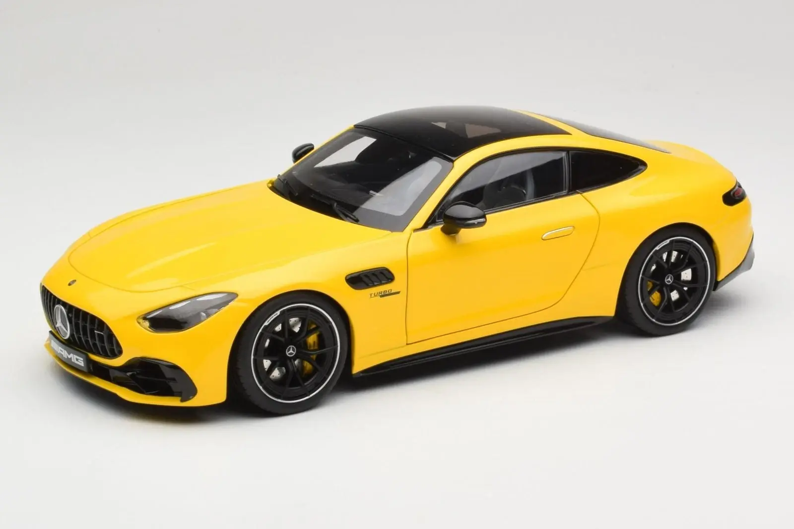 NZG MERCEDES-AMG GT 43 C192 TURBO 1:18 - Görsel 4