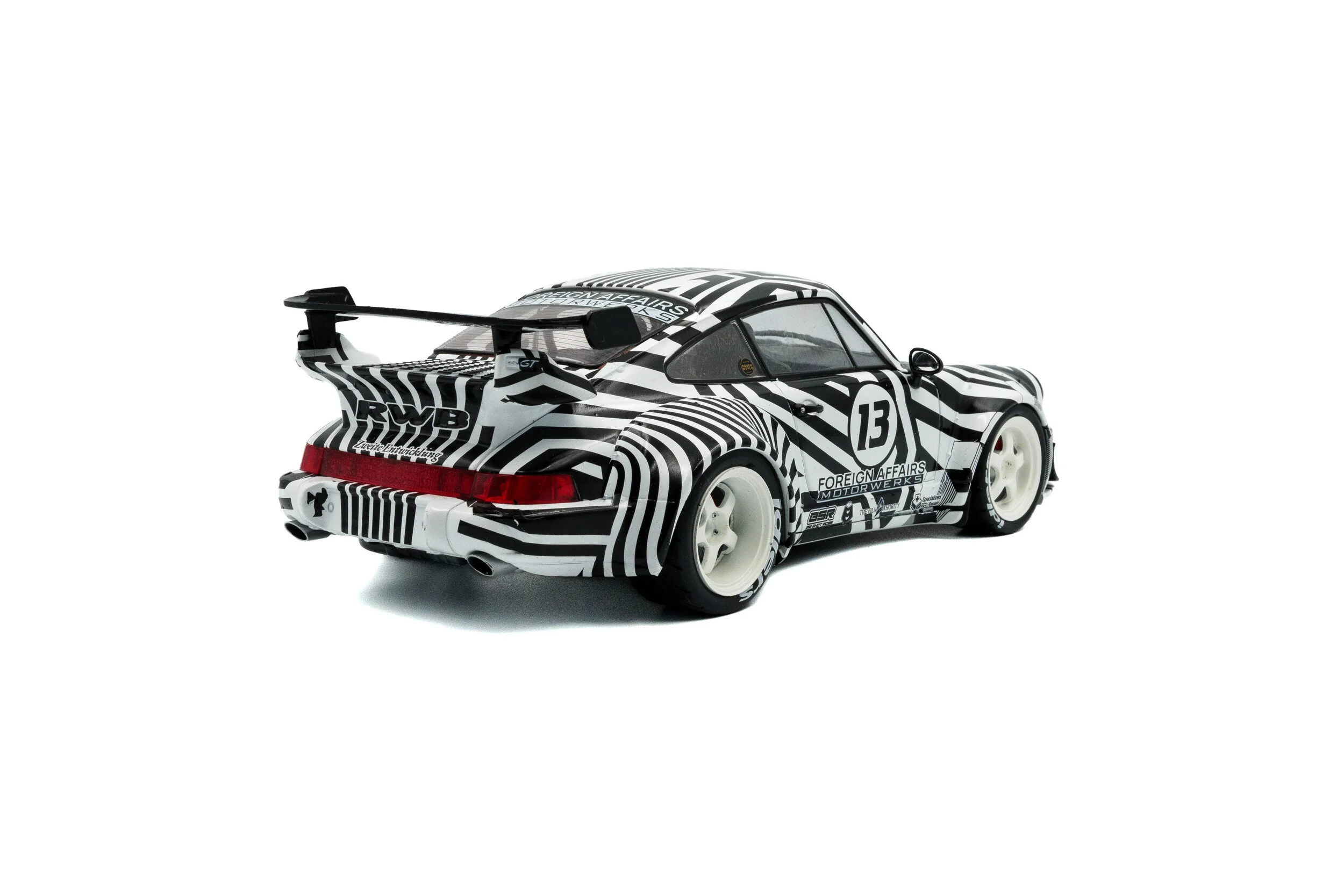 SOLİDO PORSCHE RWB THE ZEBRA 2022 - Görsel 3