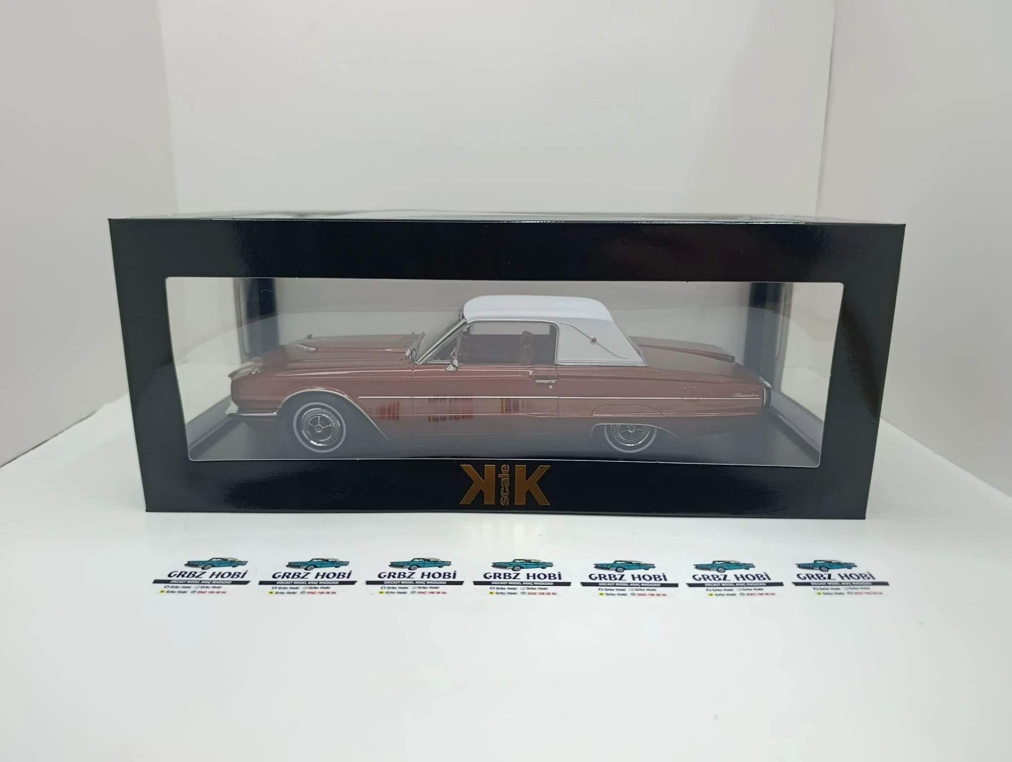 KK SCALE 1/18 Ford Thunderbird Landau Coupe 1966 - Görsel 6