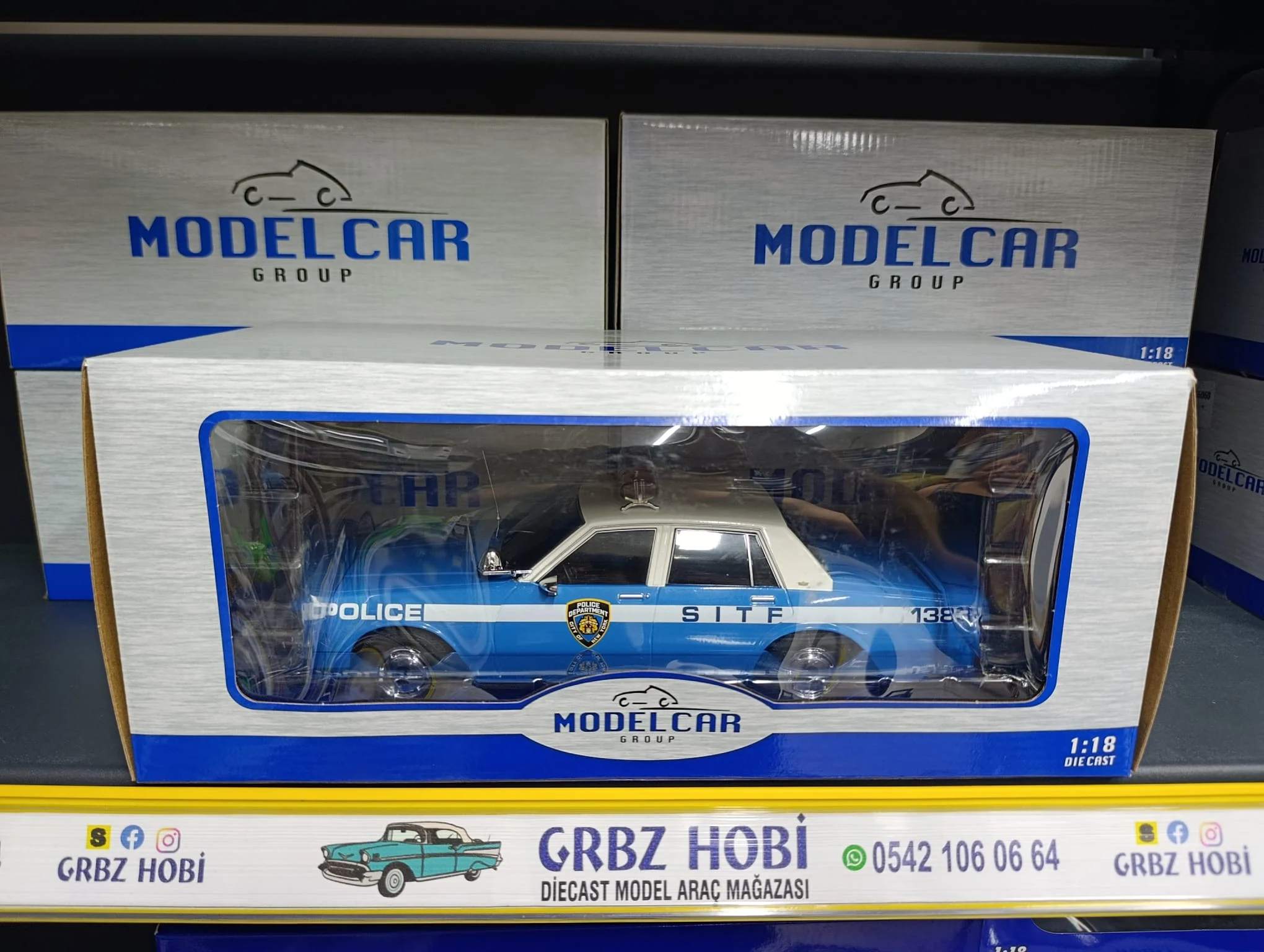 MCG 1/18 Chevrolet Caprice NYPD 1987 New York Police - Görsel 3